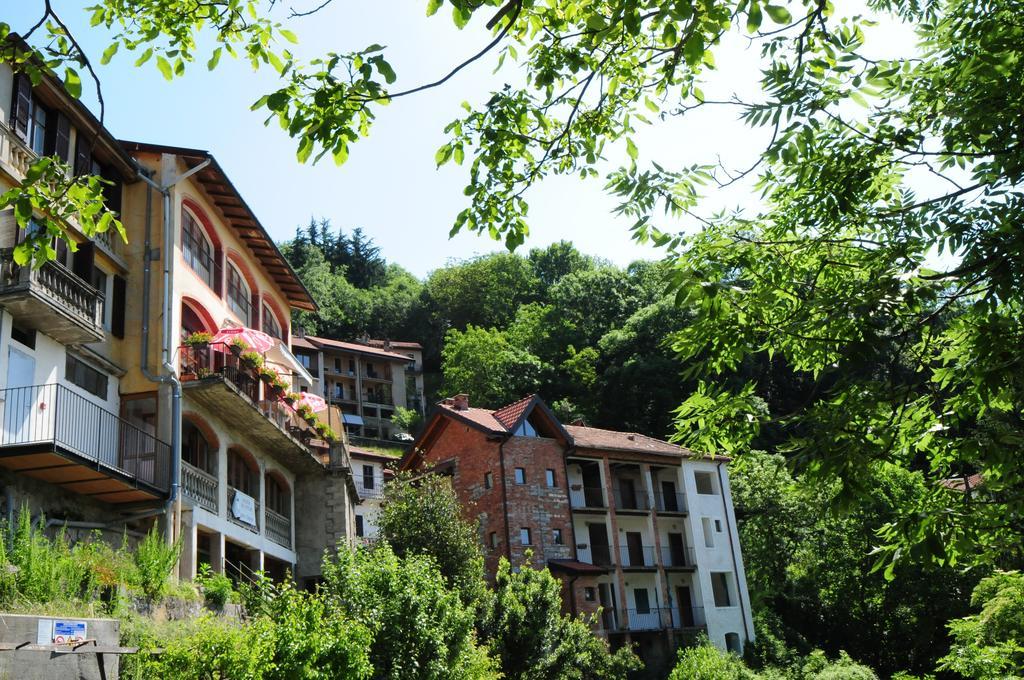 Locanda Del Pittore Arcumeggia Luaran gambar